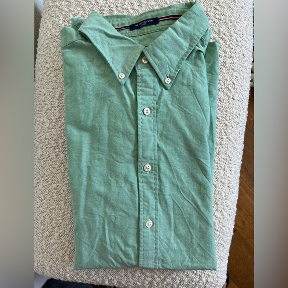 Gant Short-Sleeve Oxford Button Down - Picture 3 of 5